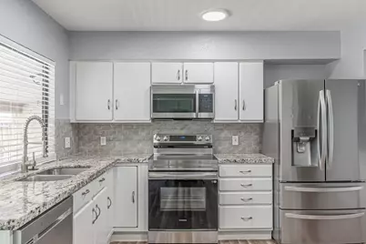 15510 Sierra Valle  Drive, Houston, TX 77083 - Photo 9