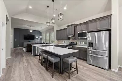 171 Silva Creek Trail, Willis, TX 77318 - Photo 7