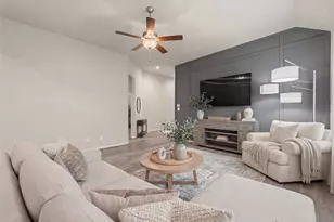 171 Silva Creek Trl, Willis, TX 77318 - Photo 3