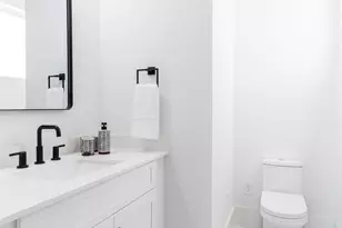 5703 Dolores St, Houston, TX 77057 - Photo 25