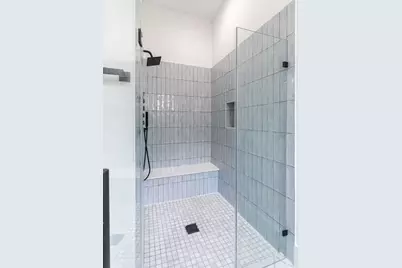 5703 Dolores Street #B, Houston, TX 77057 - Photo 9