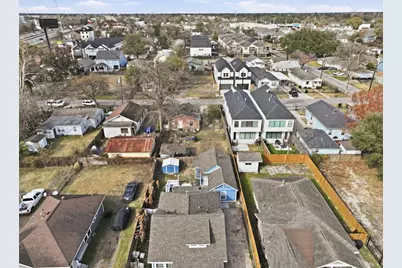 122 Amundsen Street, Houston, TX 77009 - Photo 7