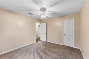 511 Springwood Dr, Conroe, TX 77385 - Photo 25