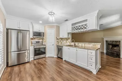 511 Springwood Drive, Conroe, TX 77385 - Photo 1