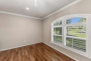 511 Springwood Dr, Conroe, TX 77385 - Photo 15