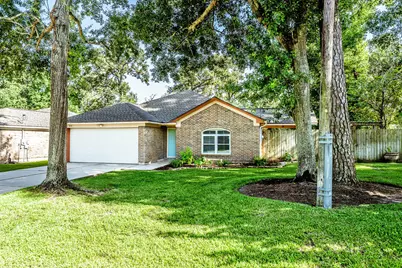 511 Springwood Drive, Conroe, TX 77385 - Photo 11