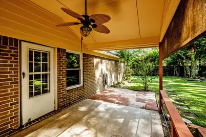 511 Springwood Drive, Conroe, TX 77385 - Photo 29