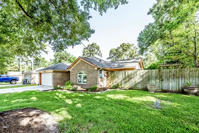 511 Springwood Drive, Conroe, TX 77385 - Photo 9