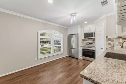 511 Springwood Drive, Conroe, TX 77385 - Photo 13
