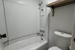9536 Pagewood Ln, Houston, TX 77063 - Photo 13