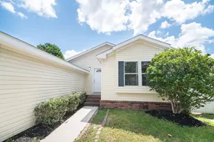 10115 Berrybriar Ln, Tomball, TX 77375 - Photo 1