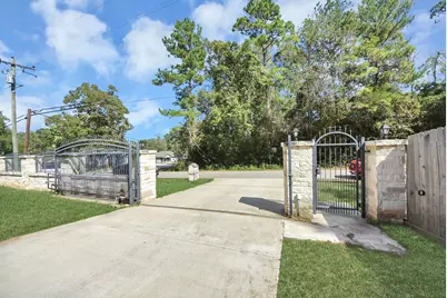 12565 Royal Green Drive, Conroe, TX 77303 - Photo 7