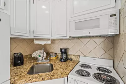 6102 Seawall Boulevard #320, Galveston, TX 77551 - Photo 15