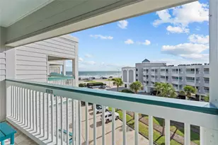 6102 Seawall Blvd, Galveston, TX 77551 - Photo 7