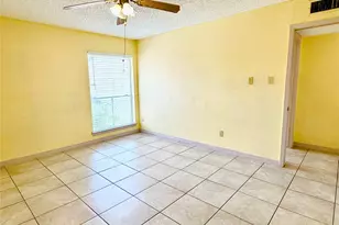 8360 Jorine Dr, Houston, TX 77036 - Photo 7