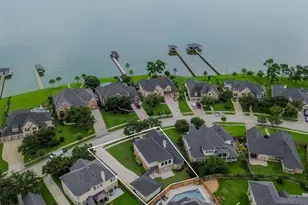 13703 Elm Shores Dr, Houston, TX 77044 - Photo 41