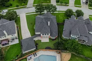 13703 Elm Shores Dr, Houston, TX 77044 - Photo 39