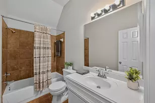 13703 Elm Shores Dr, Houston, TX 77044 - Photo 31