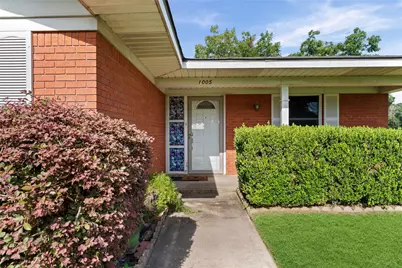 1005 N Fowlkes Street, Sealy, TX 77474 - Photo 3
