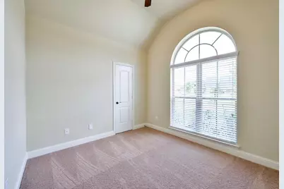 18719 Fairmont Springs Court, Cypress, TX 77429 - Photo 15