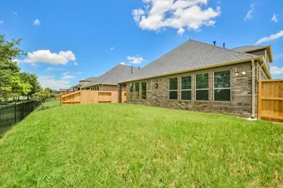 18719 Fairmont Springs Court, Cypress, TX 77429 - Photo 25