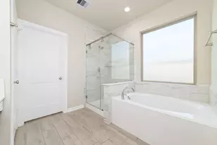 2023 Woodgate Ln, Tomball, TX 77375 - Photo 19