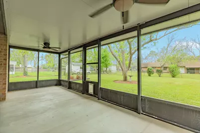 131 Singleton Street, Jones Creek, TX 77541 - Photo 25