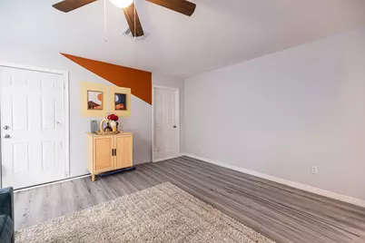 8710 Valley Flag, Houston, TX 77078 - Photo 5