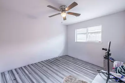 8710 Valley Flag, Houston, TX 77078 - Photo 33