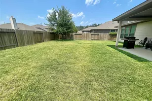 2521 Amy Lee Dr, Conroe, TX 77304 - Photo 21