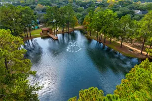 15238 Henderson Point Dr, Cypress, TX 77429 - Photo 37