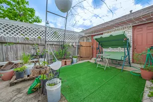 12223 Sharpview Dr, Houston, TX 77072 - Photo 39