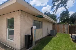 6815 Moss Oaks Dr, Houston, TX 77050 - Photo 11