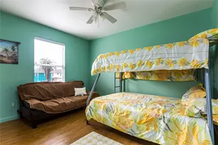 16530 Bermuda Way, Jamaica Beach, TX 77554 - Photo 7