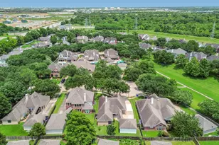 3006 Autumn Hills Ct, Friendswood, TX 77546 - Photo 7