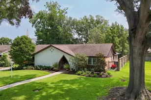 18319 Hereford Ln, Houston, TX 77058 - Photo 25