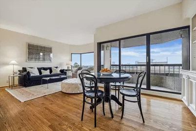 2001 Holcombe Boulevard #504, Houston, TX 77030 - Photo 5