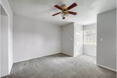 6923 Jeb Stuart Drive, Richmond, TX 77469 - Photo 7