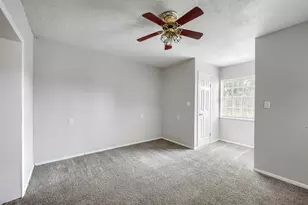 6923 Jeb Stuart Dr, Richmond, TX 77469 - Photo 7