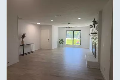 143 Hollyvale Drive, Houston, TX 77060 - Photo 13