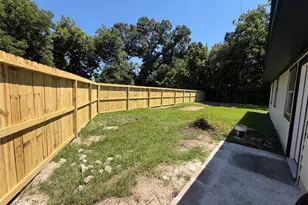143 Hollyvale Dr, Houston, TX 77060 - Photo 5