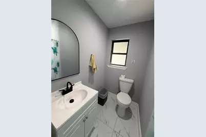 143 Hollyvale Drive, Houston, TX 77060 - Photo 21