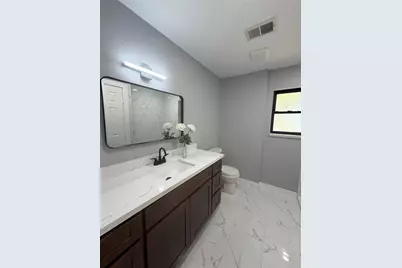 143 Hollyvale Drive, Houston, TX 77060 - Photo 23