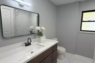 143 Hollyvale Dr, Houston, TX 77060 - Photo 23
