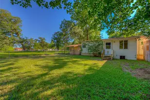 119 Monticello St, Trinity, TX 75862 - Photo 17