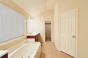 13306 Southpoint Ln, Houston, TX 77034 - Photo 9