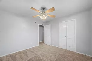 10913 Sycamore Dr N, La Porte, TX 77571 - Photo 27