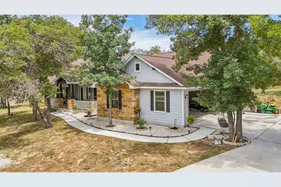 114 County Road 6863, Natalia, TX 78059 - Photo 9