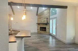 114 Co Rd 6863, Natalia, TX 78059 - Photo 11