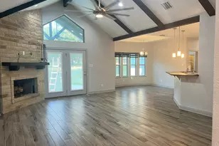 114 Co Rd 6863, Natalia, TX 78059 - Photo 11